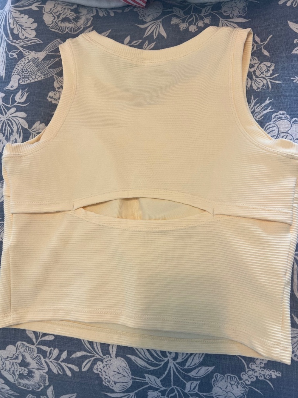 Butter yellow crop tank